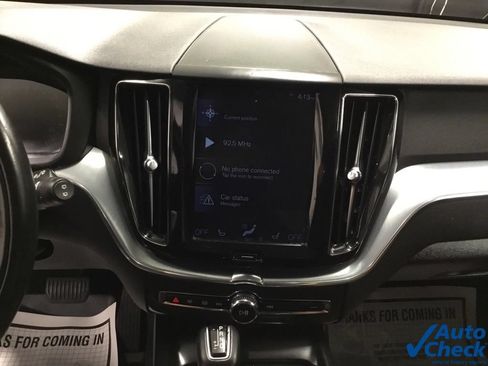 Used 2018 Volvo XC60 T5 Momentum w/ Vision Package AWD/4WD image 49