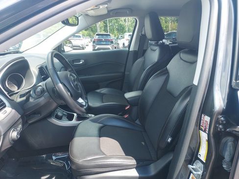 Used 2021 Jeep Compass Latitude w/ Convenience Group AWD/4WD image 27