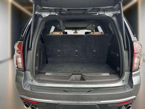 Used 2021 Chevrolet Tahoe Premier w/ Premium Package RWD image 11