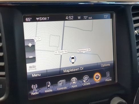 Used 2016 Jeep Grand Cherokee Laredo 75th Anniversary image 34