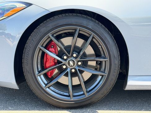 Used 2024 Nissan Z Performance w/ Floor Mat Package RWD image 10