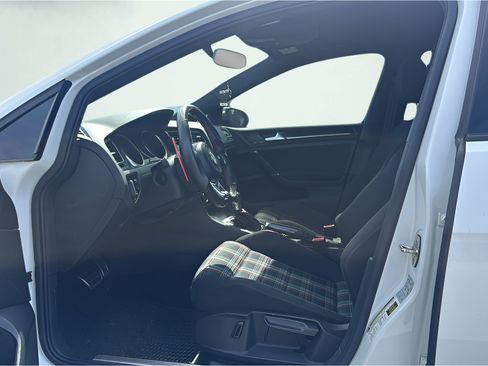 Used 2017 Volkswagen GTI Sport FWD image 18