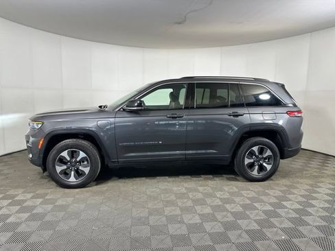 Used 2022 Jeep Grand Cherokee Limited 4xe image 6
