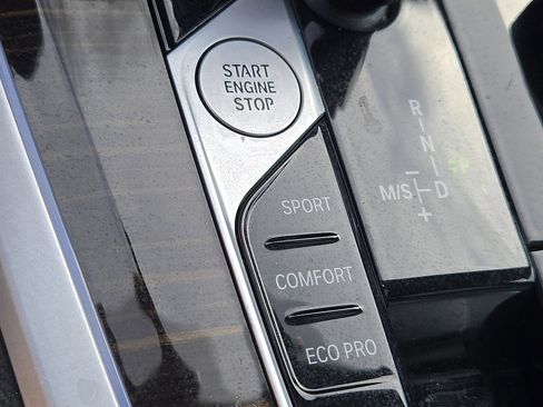 Used 2021 BMW X5 xDrive40i w/ Premium Package 3 image 25