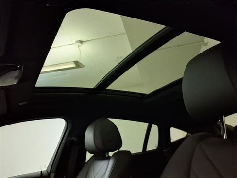 Certified 2023 BMW X6 xDrive40i w/ M Sport Package image 24