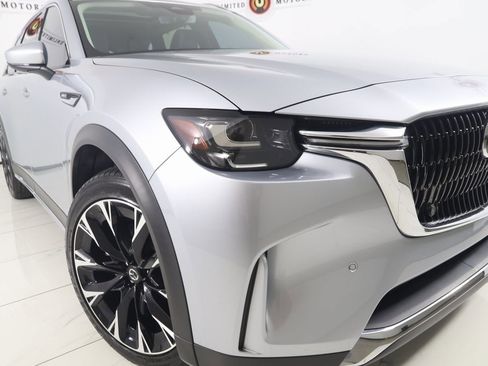 Used 2024 MAZDA CX-90 Plug-In Hybrid w/ Premium Pkg image 18