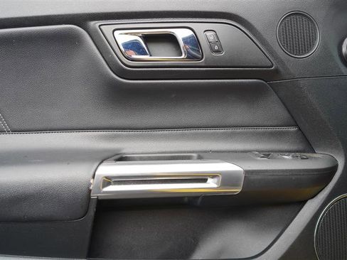 Used 2015 Ford Mustang GT Premium image 35