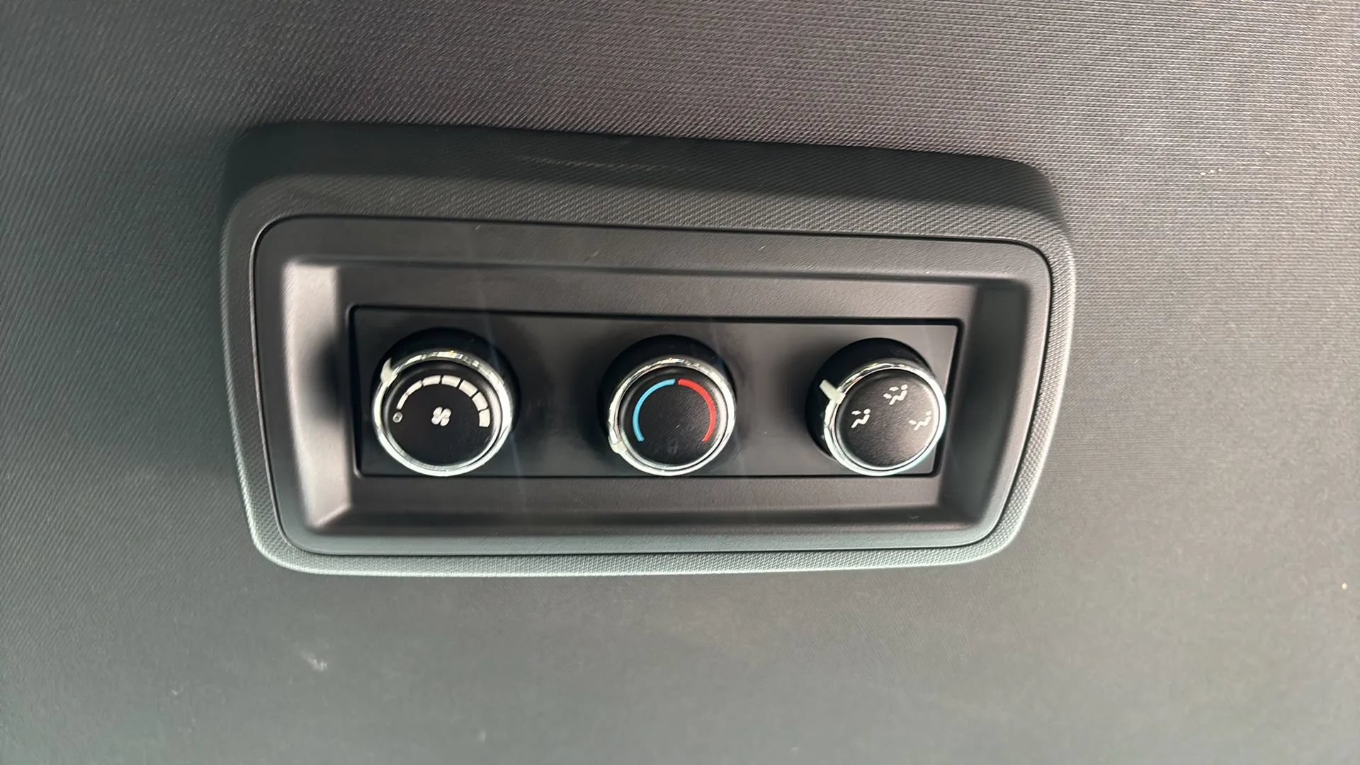 Used 2020 Dodge Grand Caravan SXT FWD image 45