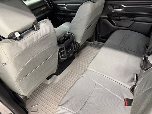 Used 2025 RAM 1500 Big Horn AWD/4WD image 23