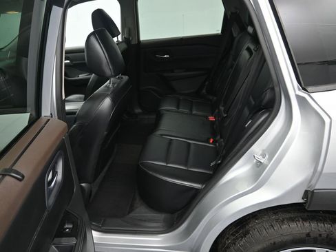 Used 2022 Nissan Rogue SV w/ SV Premium Package image 23