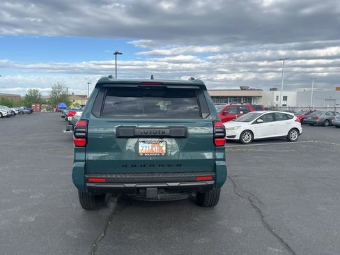 Used 2025 Toyota 4Runner TRD Off-Road Premium image 5