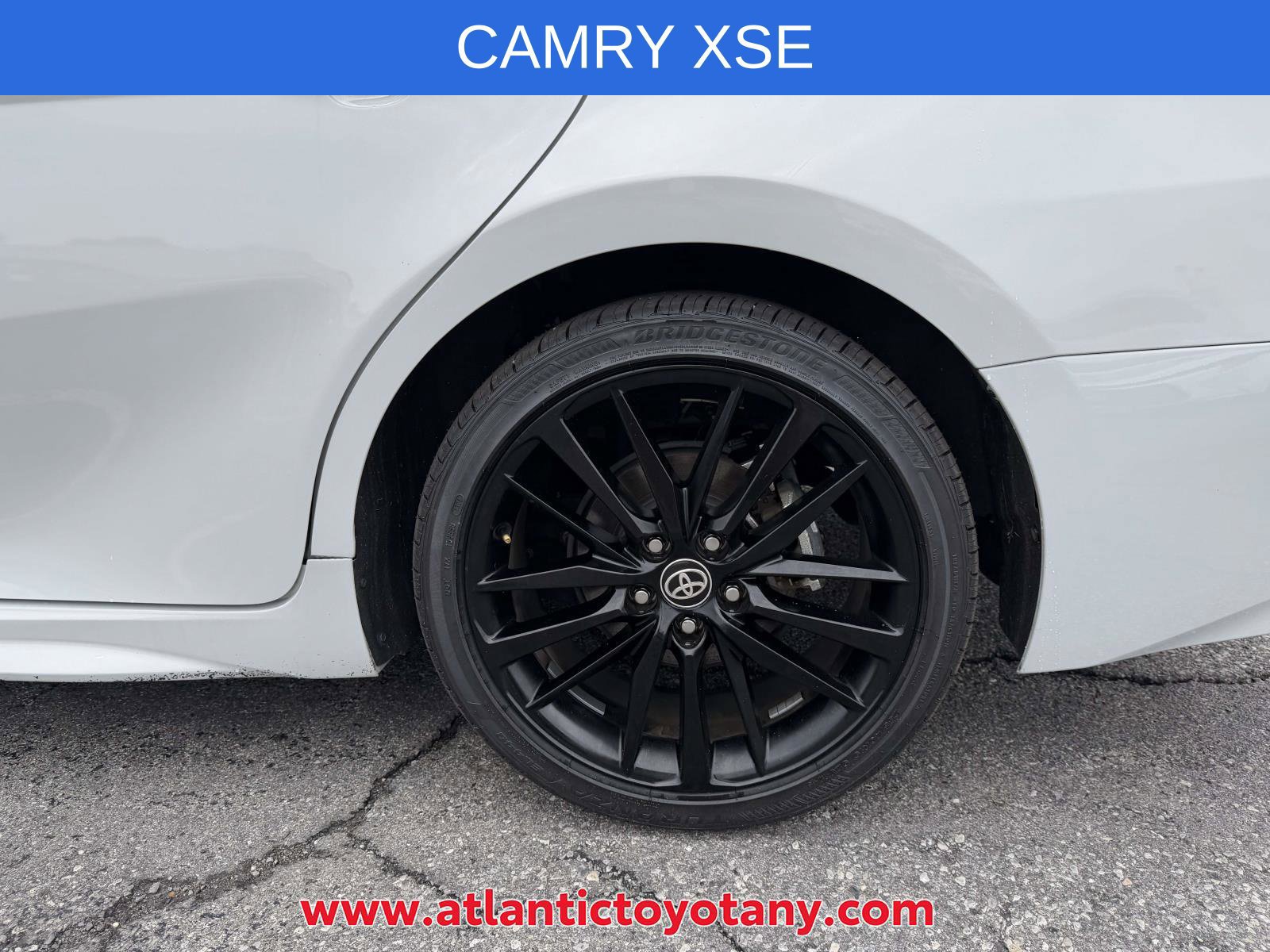 Used 2024 Toyota Camry XSE FWD image 15
