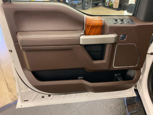 Used 2018 Ford F150 King Ranch w/ Equipment Group 601A Luxury AWD/4WD image 16