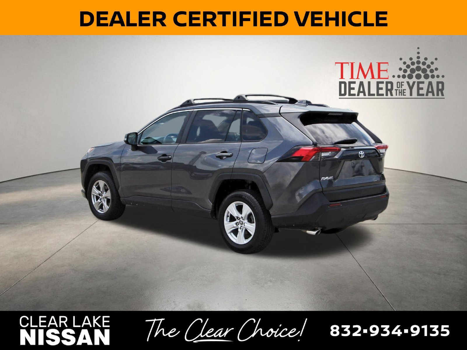 Used 2023 Toyota RAV4 XLE w/ Convenience Package FWD image 6