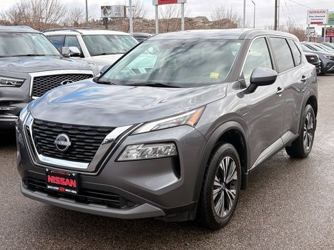 Certified 2023 Nissan Rogue SV image 1