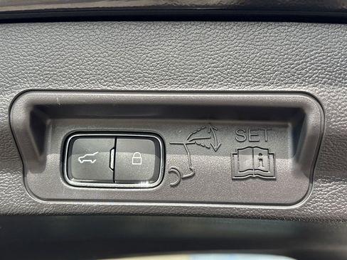 Certified 2021 Ford Explorer Timberline image 6