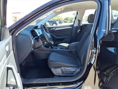 Used 2024 Volkswagen Jetta S image 15