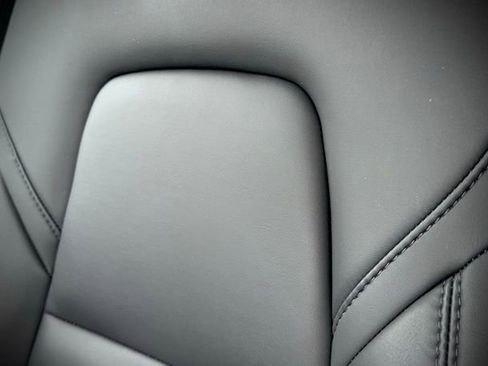 Used 2022 Tesla Model Y Performance image 16