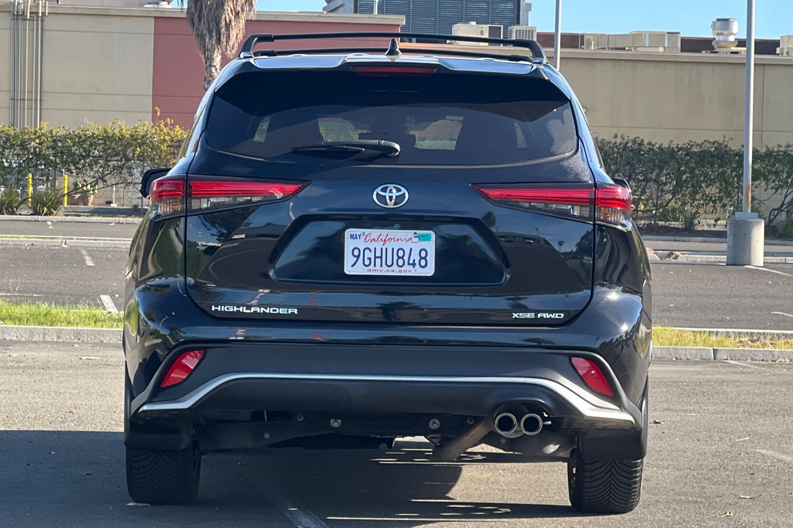 Used 2023 Toyota Highlander XSE AWD/4WD image 5