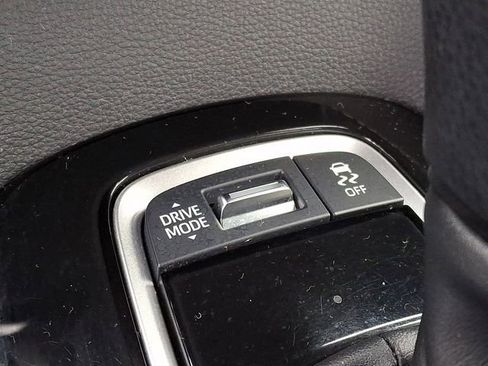 Certified 2023 Toyota Corolla SE image 25