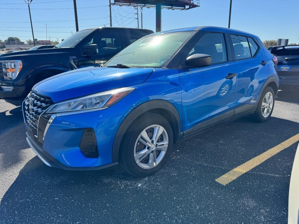 Used 2022 Nissan Kicks S FWD image 7