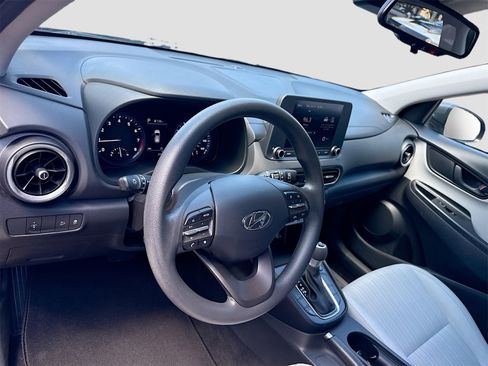 Used 2023 Hyundai Kona SEL image 9