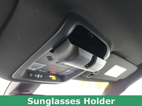 Certified 2023 Buick Enclave Essence image 40