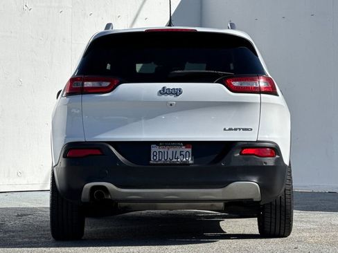 Used 2014 Jeep Cherokee Limited w/ Technology Group image 4