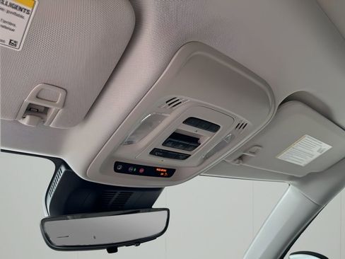 New 2026 Buick Envision Avenir image 38