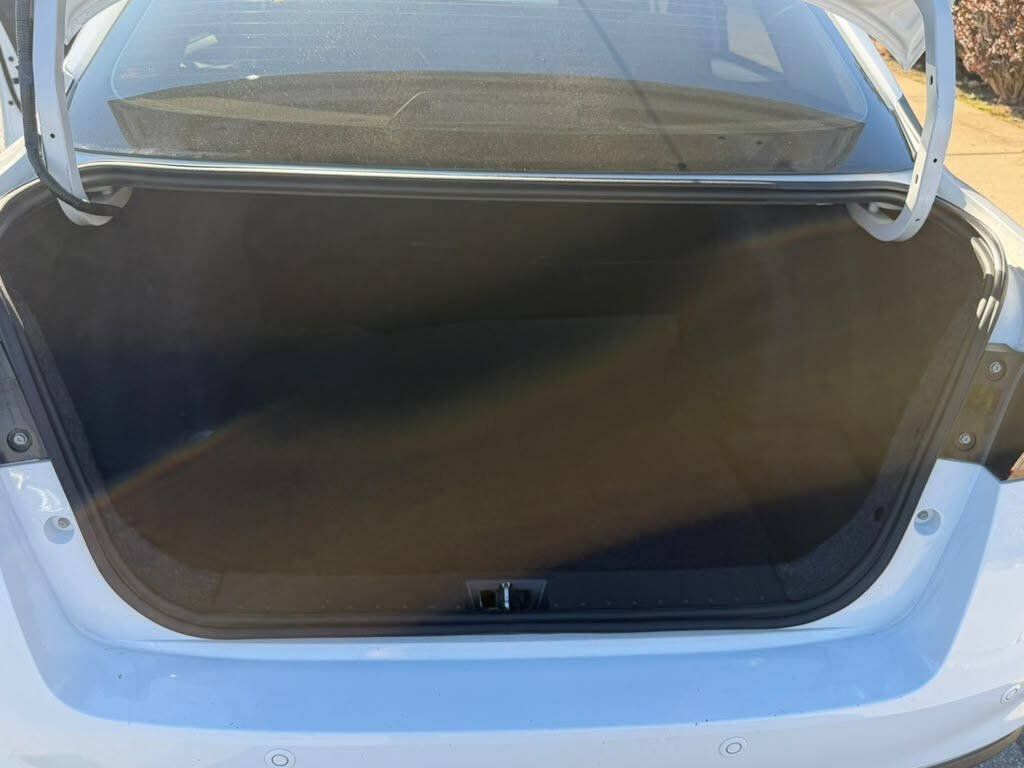 Used 2024 Nissan Versa S FWD image 13