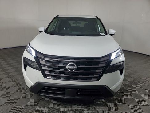 New 2026 Nissan Rogue SV FWD image 9