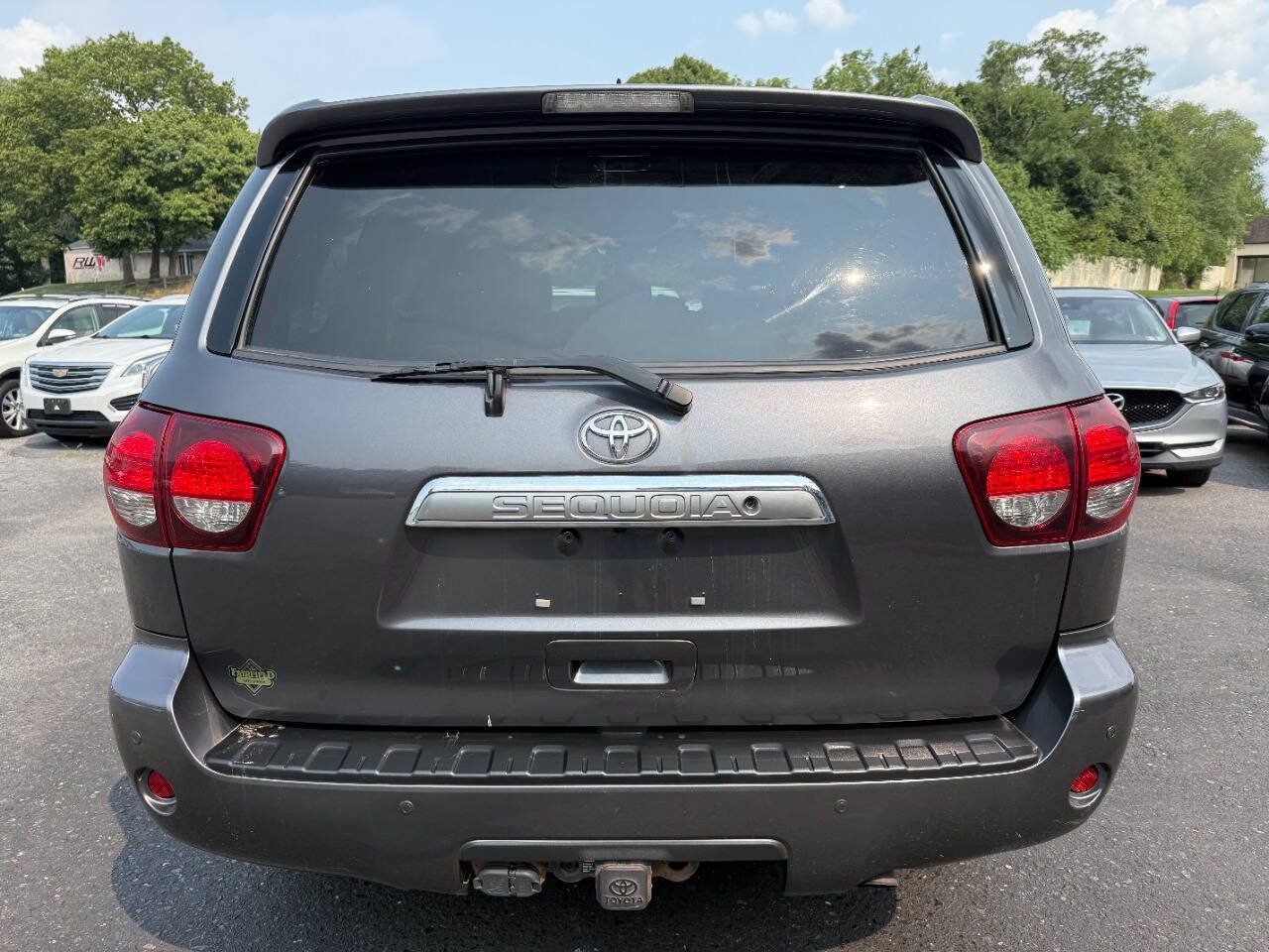 Used 2018 Toyota Sequoia Limited w/ Safety & Convenience Package AWD/4WD image 6