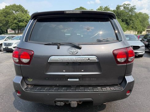 Used 2018 Toyota Sequoia Limited w/ Safety & Convenience Package AWD/4WD image 6