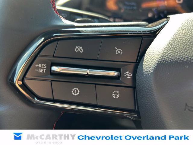 New 2027 Chevrolet Traverse RS w/ LPO, Floor Liner Package AWD/4WD image 9