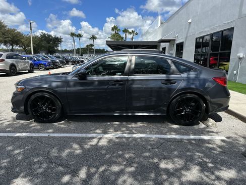 Used 2024 Honda Civic Sport image 5