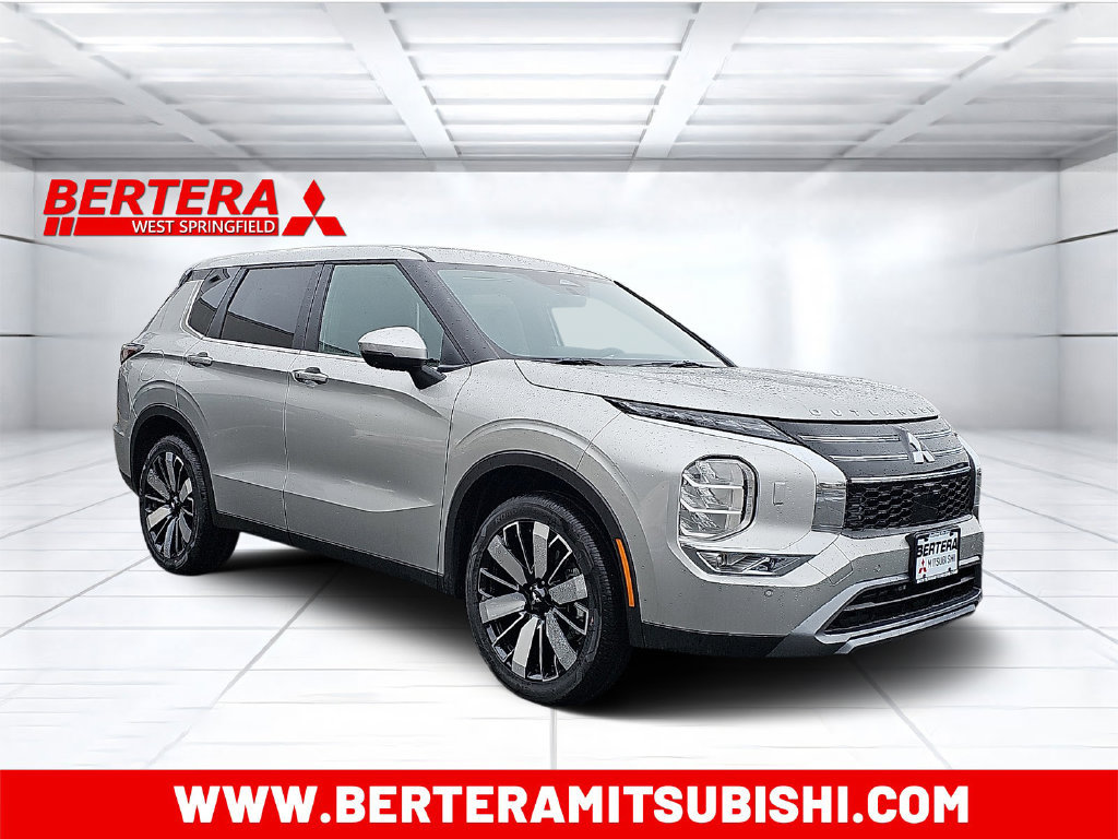 New 2026 Mitsubishi Outlander SE AWD/4WD image 1