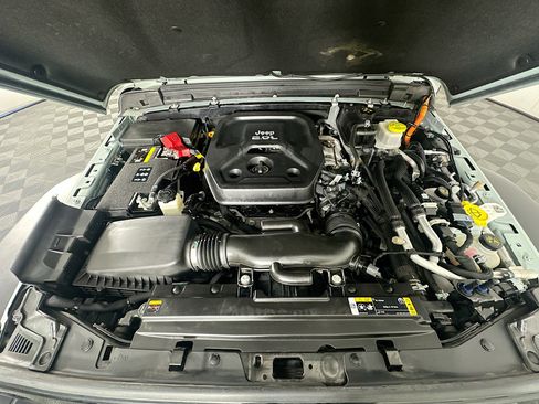 Used 2023 Jeep Wrangler Unlimited w/ Cold Weather Group image 31