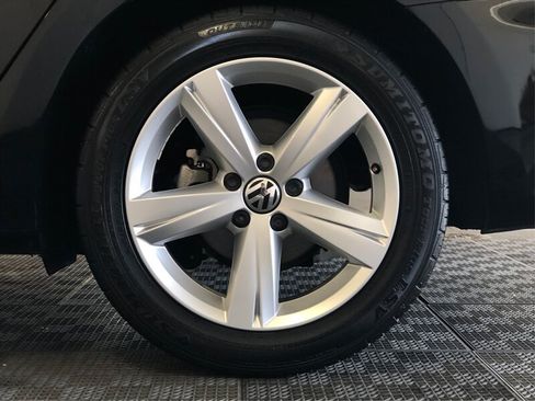Used 2015 Volkswagen Passat 1.8T Limited Edition FWD image 18