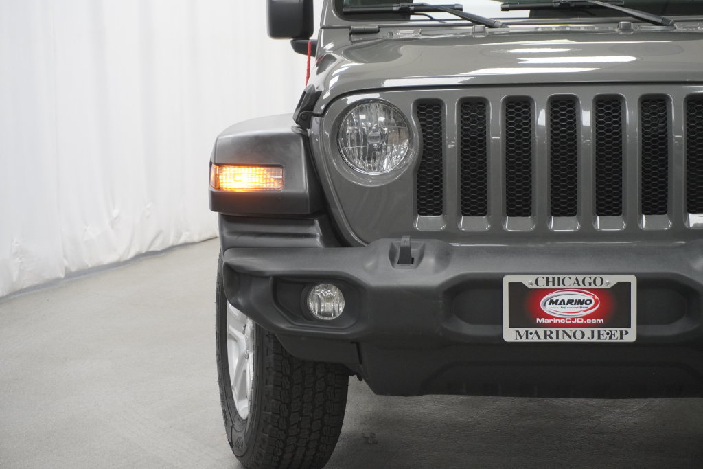 Used 2019 Jeep Wrangler Sport w/ Quick Order Package 24S AWD/4WD image 11