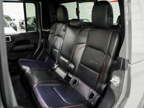 Used 2021 Jeep Gladiator Mojave image 17