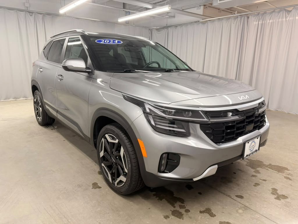 Used 2024 Kia Seltos SX AWD/4WD image 2