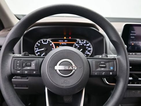 Used 2023 Nissan Rogue SV image 19