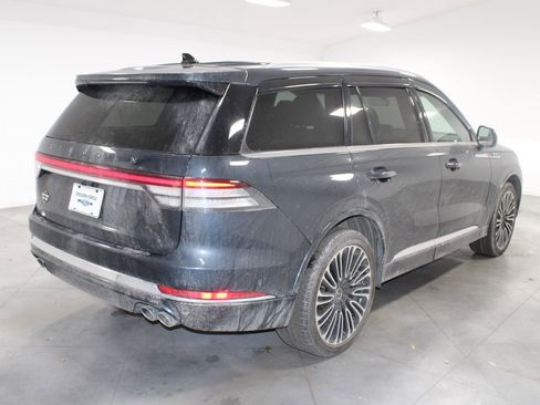 Used 2023 Lincoln Aviator Black Label w/ Dynamic Handling Package image 9