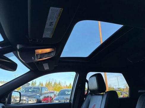 Used 2025 Dodge Durango GT image 26