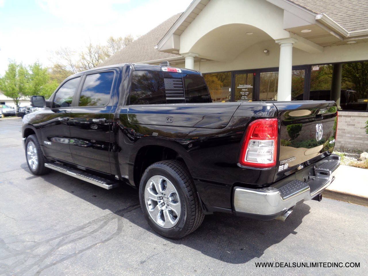 Used 2020 RAM 1500 Big Horn AWD/4WD image 4