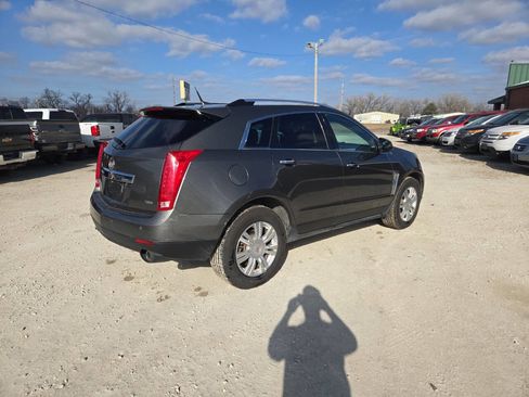 Used 2014 Cadillac SRX Luxury image 3