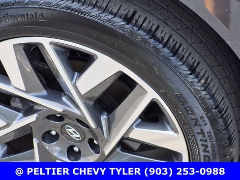 Used 2023 Hyundai Santa Fe Calligraphy image 7