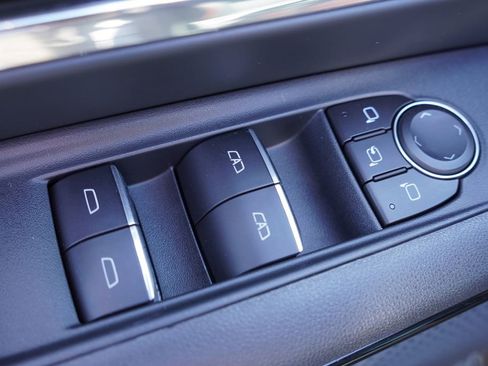 Certified 2025 Chevrolet Silverado EV RST image 24