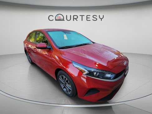 Certified 2024 Kia Forte LXS FWD image 22