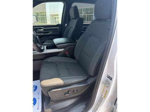 Used 2021 RAM 1500 Big Horn AWD/4WD image 12